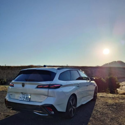 Instagram post by peugeotuk
